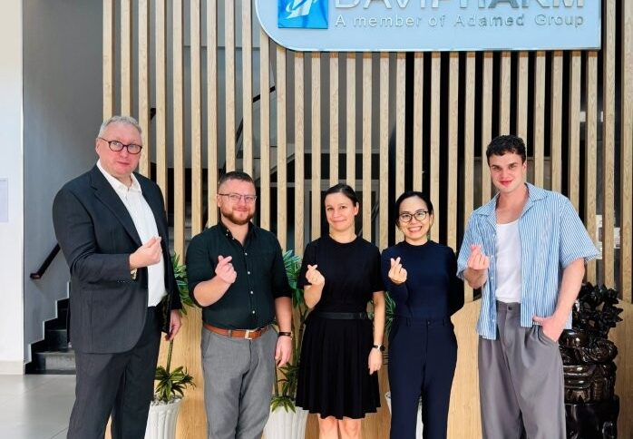 Polish Influencer Takes a Closer Look at Davipharm