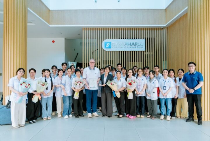 Factory tour for NTTU students