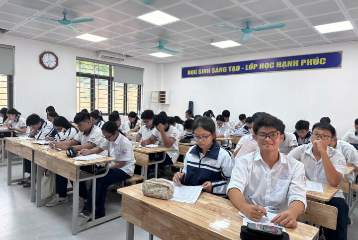 300 students tested for Adamed SmartUP 8th edition – Vietnam